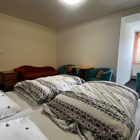 3 Izbovy Krasny David A7 V Tatranskej Strbe Apartmán *